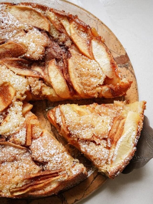 The Best Apple Pie Cake Recipe